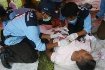 PMI- Lazis Gelar Pengobatan Gratis 