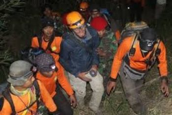 Ditemukan, 10 Pendaki Tersesat di Sindoro