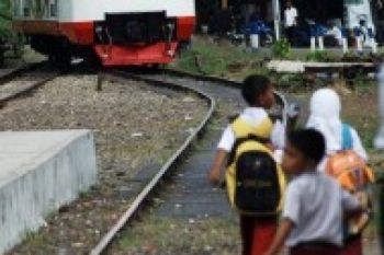 Ditjen Perkeretaapian Uji Coba Railbus Padang
