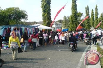 UGM lakukan penataan pedagang "Sunday morning" 