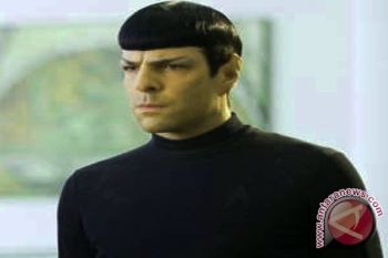  Bintang Star Trek Leonard Nimoy Sakit Paru-Paru