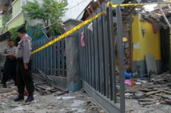 Terjadi ledakan di Pasuruan, tercium bau mesiu