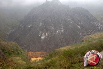 Abu Kelud bikin kalut