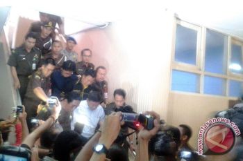 Pengadilan : Majelis hakim hanya mengenal seseorang sebagai terdakwa 
