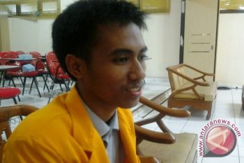 Eko Prayitno calon sarjana ke-lima Desa Kepayang