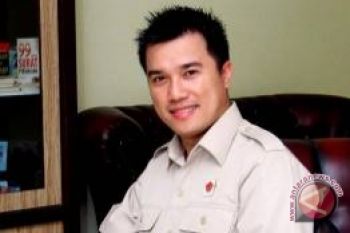 Pemilih pemula perlu sosialisasi agar tidak golput 