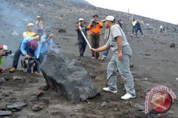 Api Porprov Lampung dari Krakatau Lho !