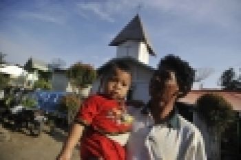 1.085 Bayi Masih Tinggal di Penampungan Pengungsi