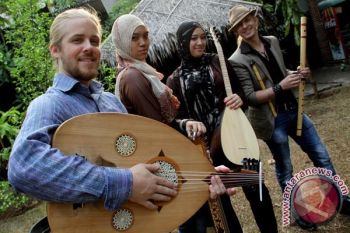 Grup Musik Debu Berpartisipasi Untuk Korban Kelud