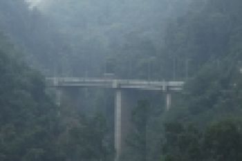 Kabut Asap Kian Pekat, Gunakan Masker
