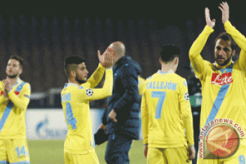  Napoli Tantang Fiorentina di Final Piala Italia