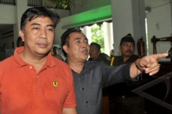 Bupati Rembang Mulai Diadili di Pengadilan Tipikor