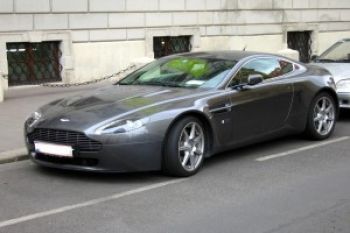 Aston Martin Recall Besar Karena Plastik "KW" 