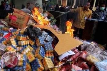 BPOM  Musnahkan Obat-Makanan Senilai Rp500 Juta 