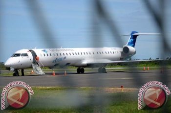 Garuda Batalkan Semua Penerbangan Makassar-Surabaya 
