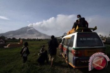 Pengungsi Erupsi Sinabung Pulang ke 16 Desa