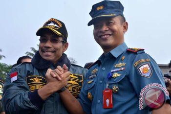 Wali kota jadi warga kehormatan TNI AL