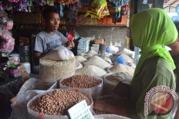 Penurunan harga makanan redam kenaikan inflasi tahunan pada Oktober