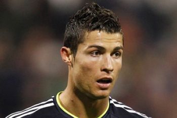 Ronaldo Pecahkan Rekor Gol Timnas Saat Portugal Taklukkan Kamerun