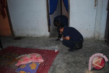 Tim Labfor Polda Sumsel olah TKP ledakan mortir