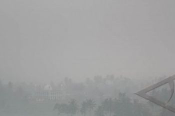 Kabut Asap Selimuti Sumbar Kian Pekat