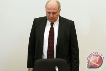Vonis Hoeness Membuat Bayern Di Posisi Sulit