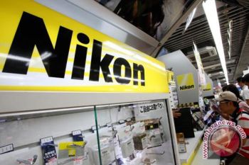 Dikritik media China, saham Nikon anjlok