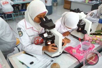 SMK Kesehatan Barut Selenggarakan Ujian Praktik