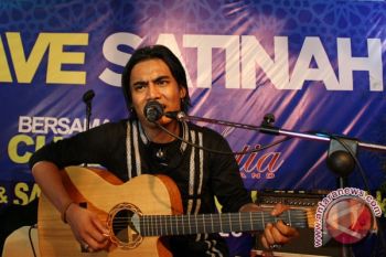 Charly mencalonkan dirinya menjadi Cawagub Jabar