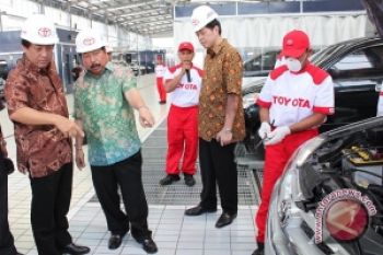 Toyota Kembangkan "Servis Panggilan" Dengan sepeda motor