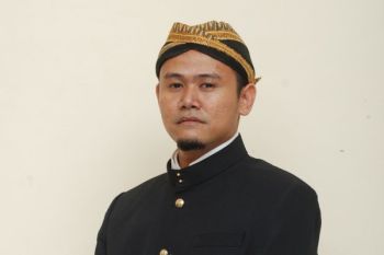Targetkan Tiga Besar, Kader PKS Ketuk Pintu ke Pintu