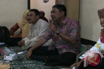 KPU NTB sosialisasi pemilu di pengungsian Ahmadiyah