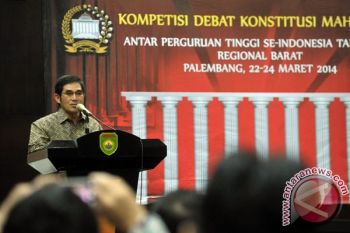 Debat Konstitusi Mahasiswa Nasional