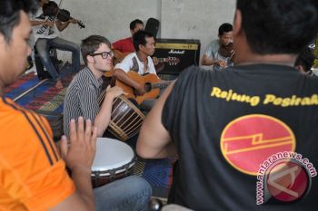 Belajar Musik Batanghari Sembilan
