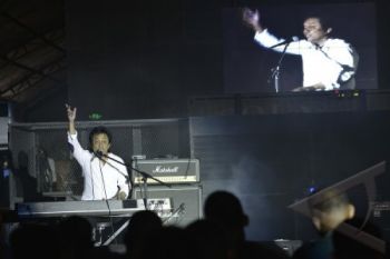 Konser Amal Untuk Kelud