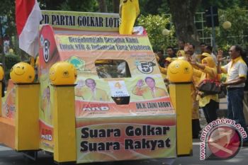 Hanya dua parpol kampanye rapat umum hari pertama