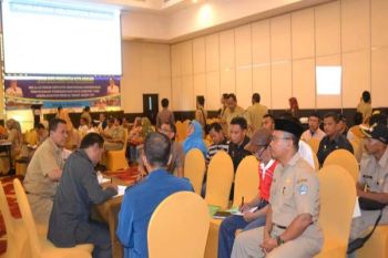 Pemkot - Legislatif Kendari Bahas Renja SKPD 2015 