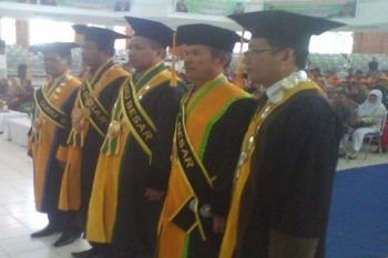 UHO Kukuhkan Guru Besar Bidang Agroteknologi 