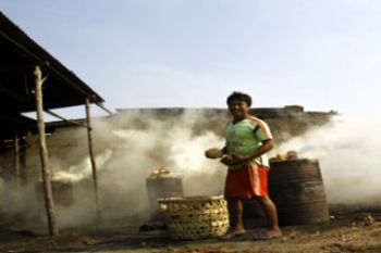 Manfaatkan Limbah Pasar/Joko Sulistyo