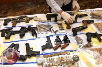 Pistol Kanit Reskrim digasak pencuri 