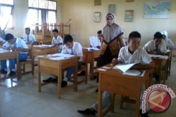 Di Almamater Chris John, Hanya Delapan Siswa Ikuti UN