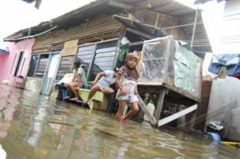 Bagi bayi korban banjir, IDAI tekankan pentingnya ASI