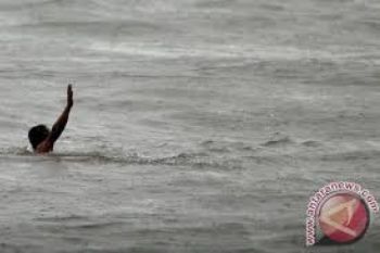 Hanyut di Sungai Galeh, Mahasiswa Akper Parakan Dicari
