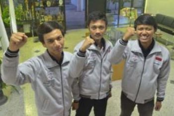 Tim Robot Pens Bertolak ke AS