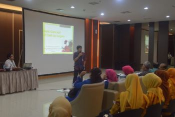 Semen Padang Gelar Operasi Bibir Sumbing Gratis
