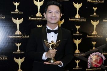Ungkapan Dude Herlino terkait perannya sebagai ayah