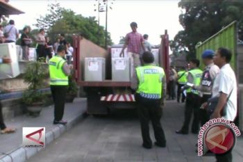  Polisi Dan Saksi Parpol Kawal Rekapitulasi Suara