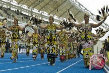 11 Negara Ikuti Festival Erau