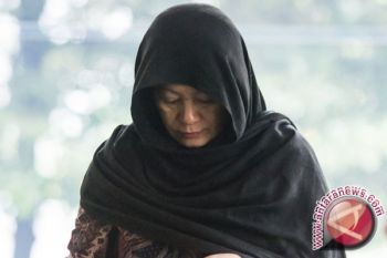  KPK Minta Jaksa Panggil Paksa Istri Akil