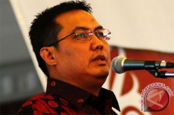  Helmy Faishal  :  Koalisi Partai Islam Sulit Dibangun  